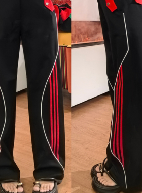 柯米儿KM50039时尚休闲红色条纹工装裤阔腿裤