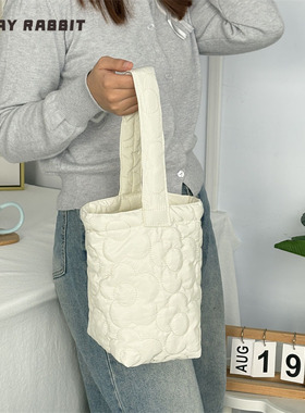 MAYRABBIT 韩系甜美水桶包新款绗棉花朵手拎包通勤大容量便当包女