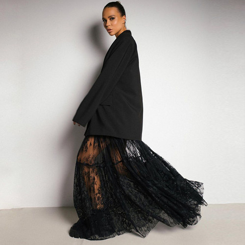 蕾丝透视高腰黑色半身裙