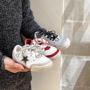 儿童运动鞋韩版童鞋2026春季新款女童德训鞋做旧男童板鞋星星鞋子