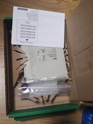 施耐德网络模块tsxety5103全新