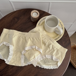 sweet小铺日系奶油黄舒适无缝中腰莫代尔字母纯色少女三角内裤女