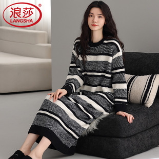 睡裙女款秋冬季圆领长袖家居服半边绒条纹休闲加绒加厚新款家居裙