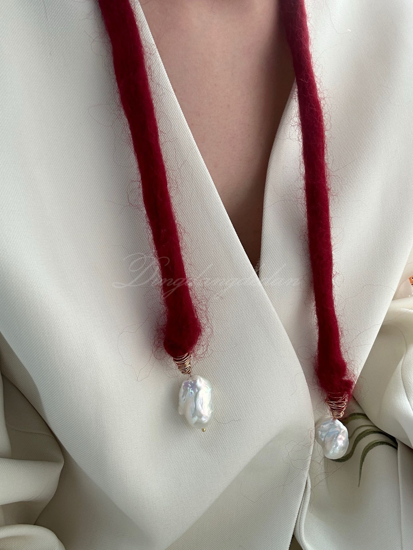 2025新款爆款高级感轻奢小众设计项链巴洛克珍珠项链圣诞节围巾