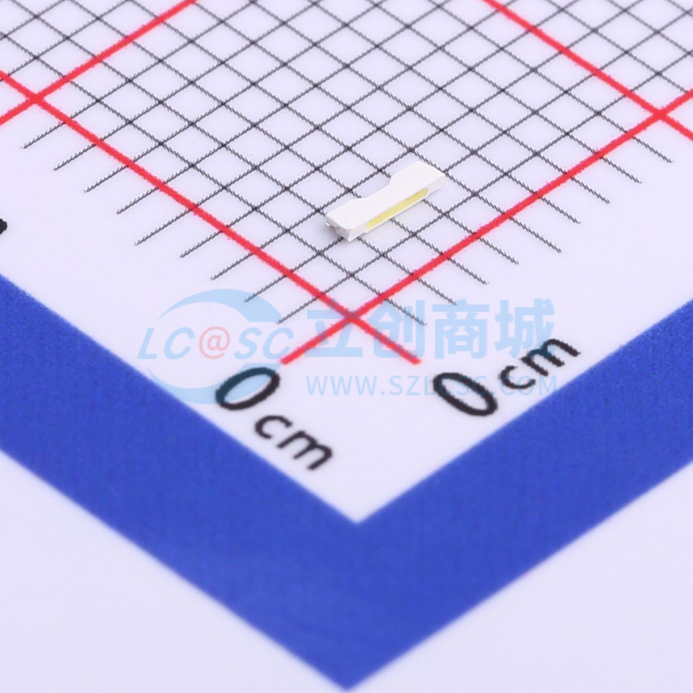 3003UM2C/L6575K5N6U49/TR8-T SMD,0.9x3mm 发光二极管/LED 亿光