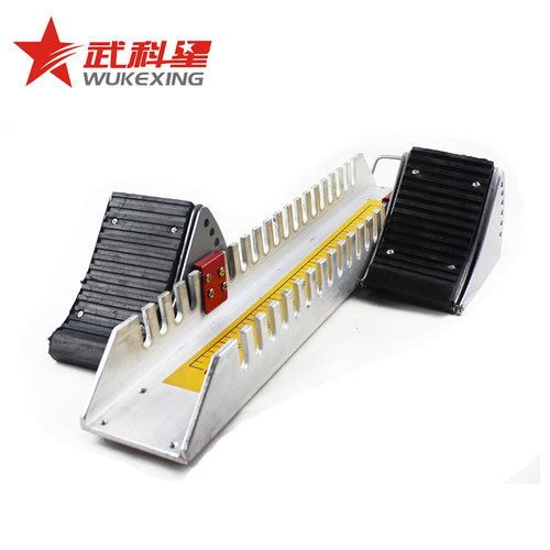 100米比赛短跑塑胶跑道起跑器