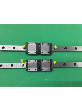 THK SRS12M 线性 22 厘米 批量 2 件,二手