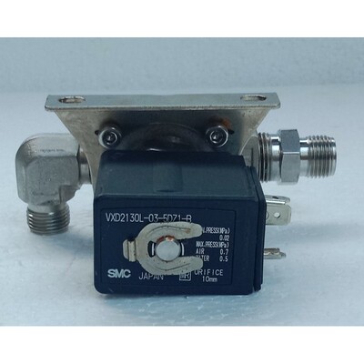 Válvula Solenoide Usada SMC VXD2130L-02-5DZ1-B