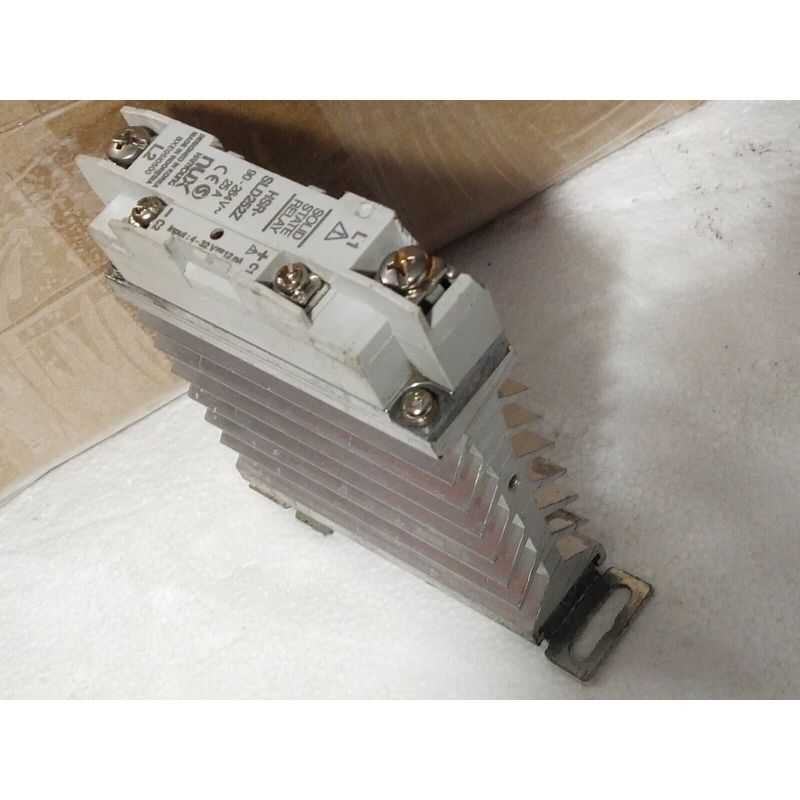 HanyoungNux HSR SLD252Z 固态硬盘 264V 25A 4-32V 发射器控制器