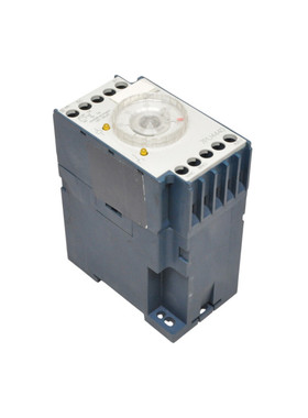 SIEMENS time relay 7PU4440-2AB30, 7PU44402AB30, 7PU4440