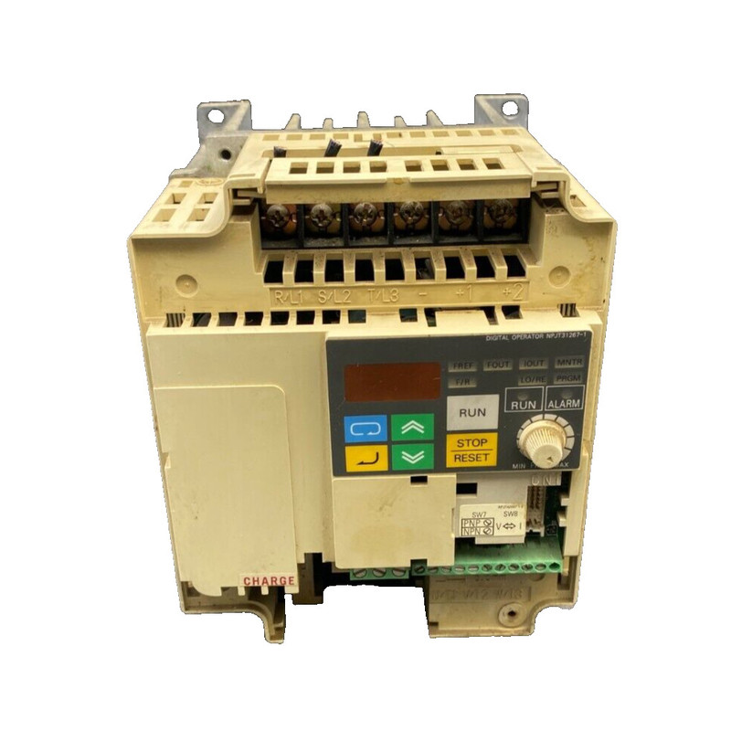 OMRON 3G3JV-A4007 AC3PH 380-460V 4.7A INVERTER