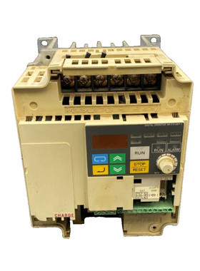 OMRON 3G3JV-A4007 AC3PH 380-460V 4.7A INVERTER