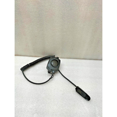 摩托罗拉 PMLN7632A 战术 PTT/VOX 接口模块