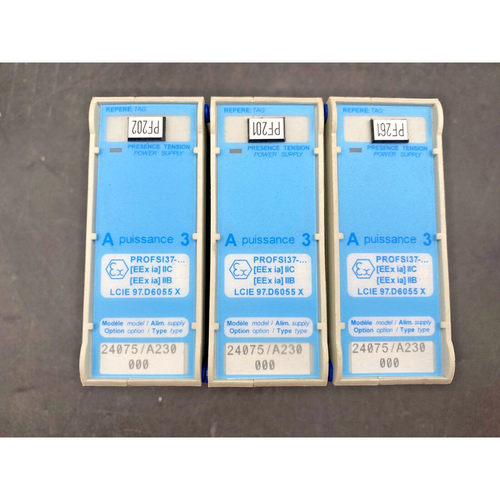 LOT OF 3 A PUISSANCE 3 PROFSI37-24075-A230-000