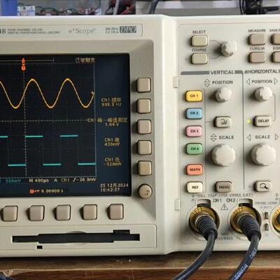 TDS3034B 泰克300M四通道示波器 DPO数字荧光测试仪器议价维修