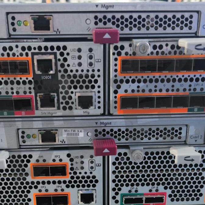 HP AG828-63012 AJ918-63002 磁盘控制器 双控双电议价维修