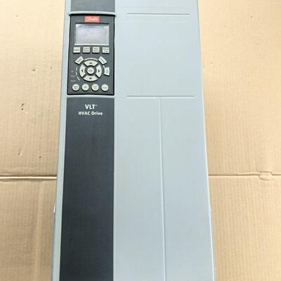 FC-102P18KT4E55H1XGXXXXSXXXXAX HVAC变频器 工控配件议价维修
