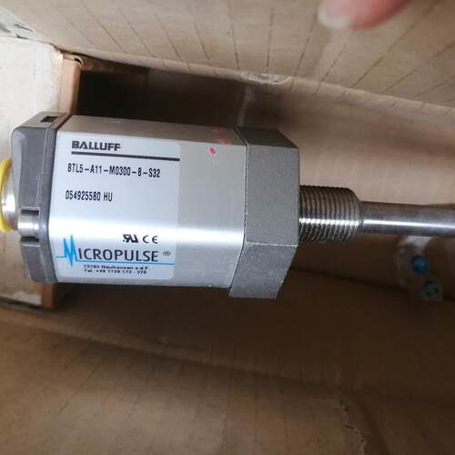 BTL5-A11-M0300-B-S32 移位传感器 巴鲁夫工业工控配件议价维修