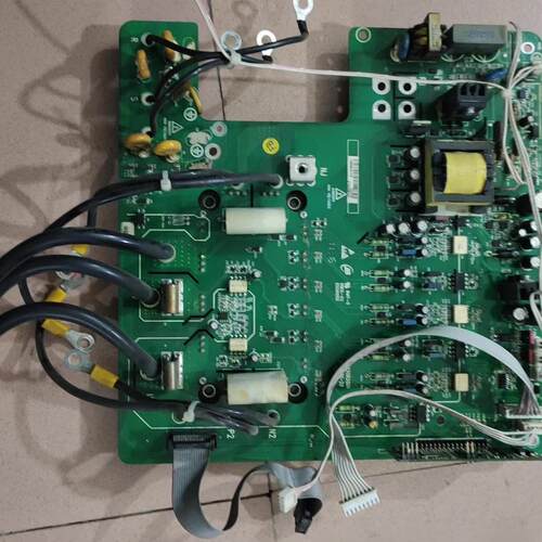 IS300T040-C MT303GB2QD1 汇川22kw驱动板 带模块议价维修
