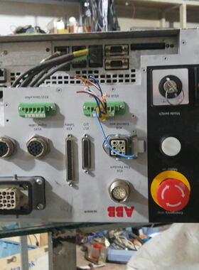 IRC5 M2004 ABB控制柜 工业自动化工控设备议价维修
