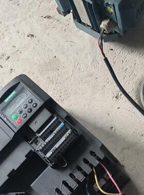 6SE6440-2UD27-5CA1 变频器 工业控制调速装置议价维修