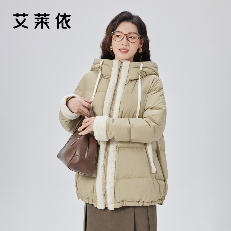 学院短款羊羔毛外套艾莱依连帽