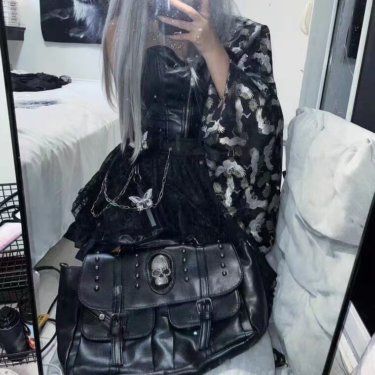 朋克亚文化punk骷髅千禧辣妹Y2K柳丁皮质复古机车手提包斜挎包
