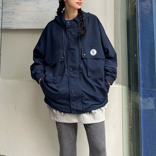 连帽中长款学院工装风防泼水风衣