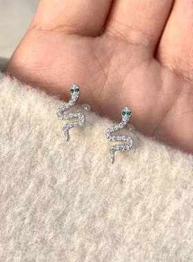 925纯银耳钉蛇动物造型小巧时尚百搭精致潮流耳饰女欧美气质耳环