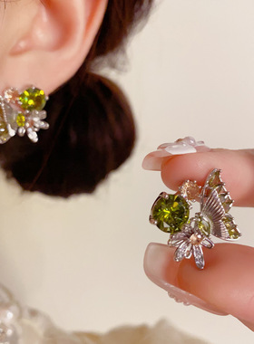 法式复古时尚小清新绿色满钻蝴蝶耳钉s925银针小众简约设计感