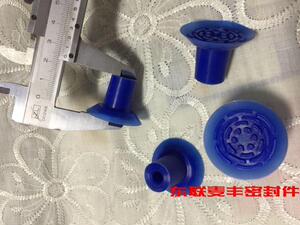 。工业气动硅胶小吸嘴15*33*6*23真空吸盘机械手配件迷你