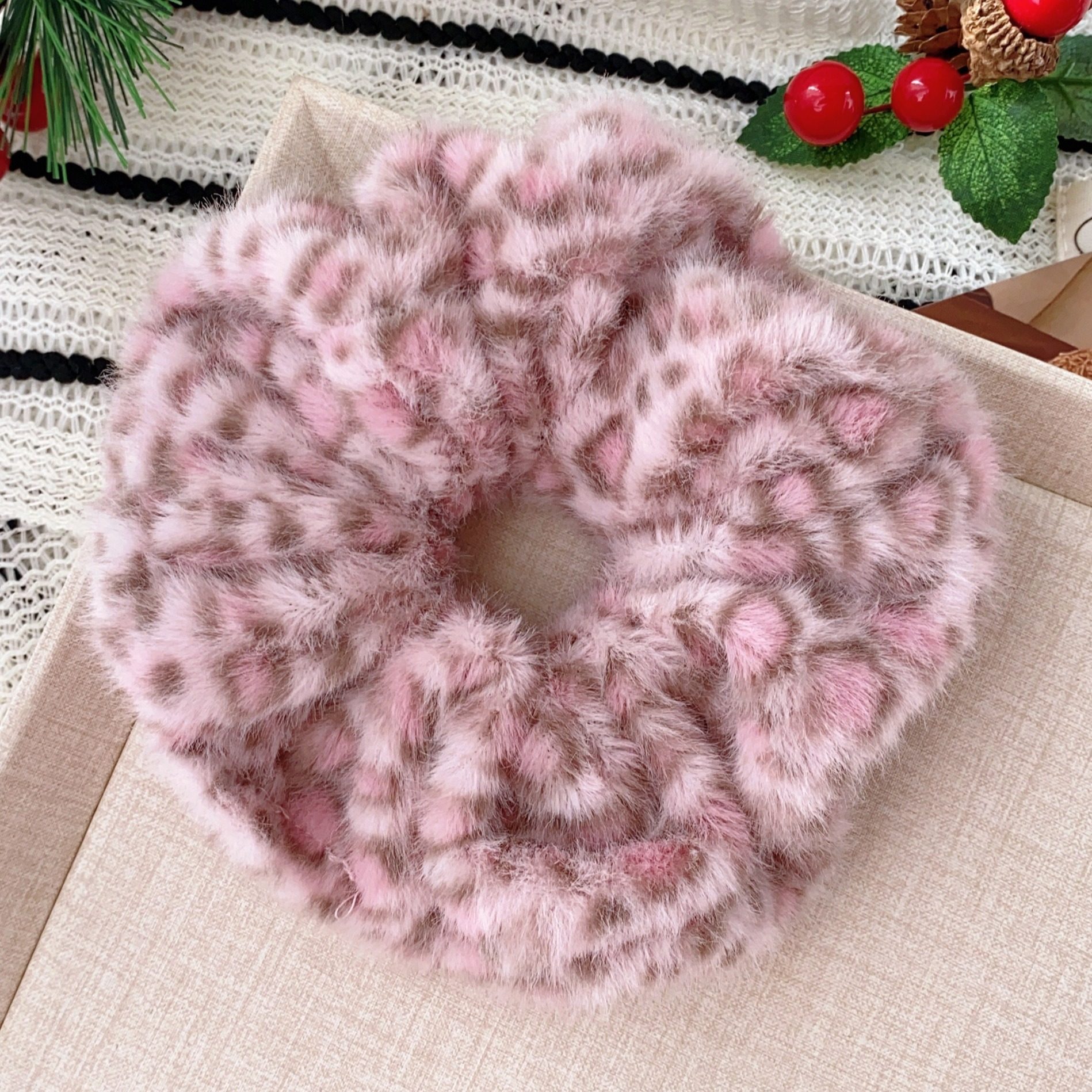 毛绒豹纹發家韩国秋冬时尚气质灰粉大肠发圈百搭皮筋头绳发绳发饰,饰品/流行首饰/时尚饰品新,发饰,淘宝优惠券,粉丝福利购,淘宝优惠卷