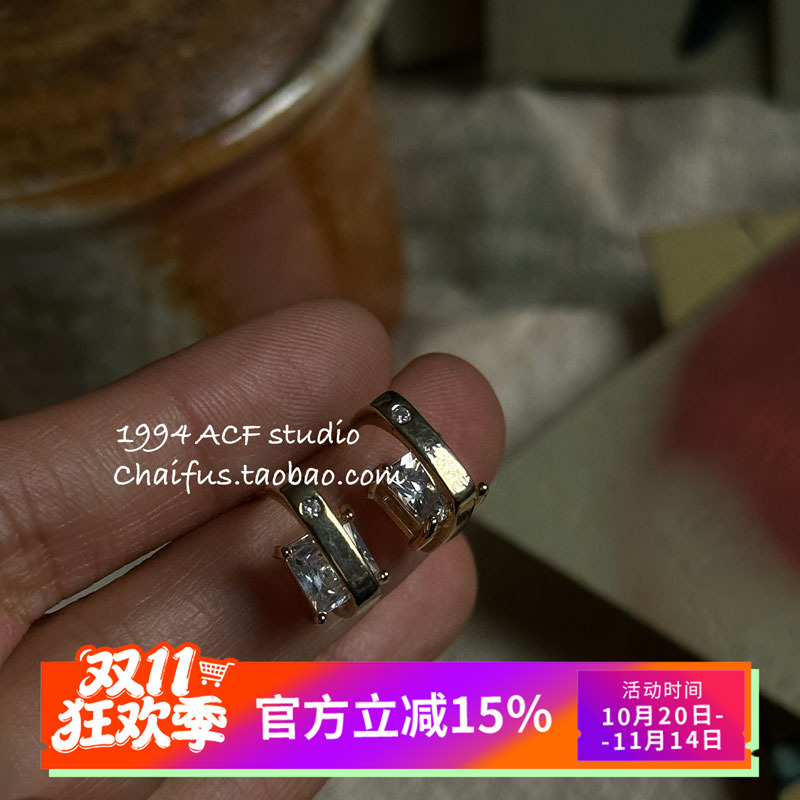 韩系小巧几何锆石设计耳钉