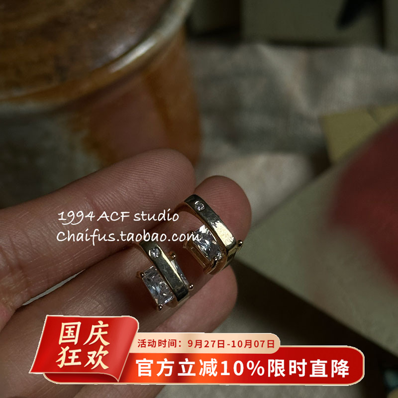 韩系小巧几何锆石设计耳钉