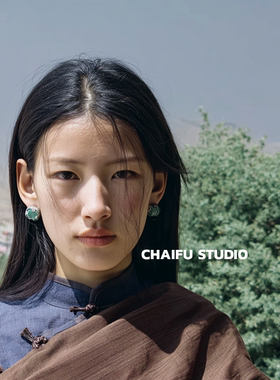 柴夫工作室/R632 宫廷浮雕奢华方形绿锆石耳钉小众奢华高级感耳环