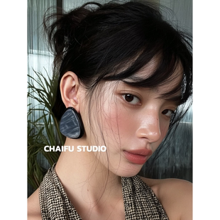 柴夫工作室 INS风渐变纹理三角包边耳钉复古夸张设计耳环 E269