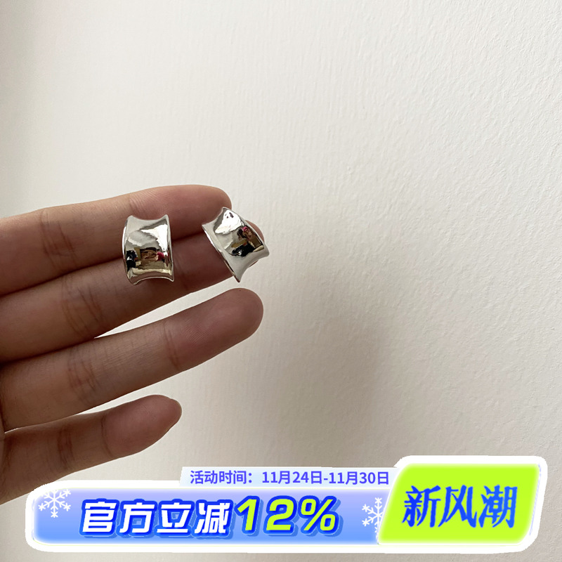 日韩风小巧简约百搭c形设计耳环