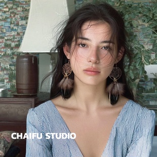 柴夫工作室 港风复古孔雀羽毛流苏耳环古铜雕刻波西米亚耳钩 R910