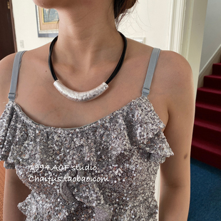 潮酷皮革颈链 欧美街头斑驳弯管弧形项链夸张个性 柴夫工作室 X621