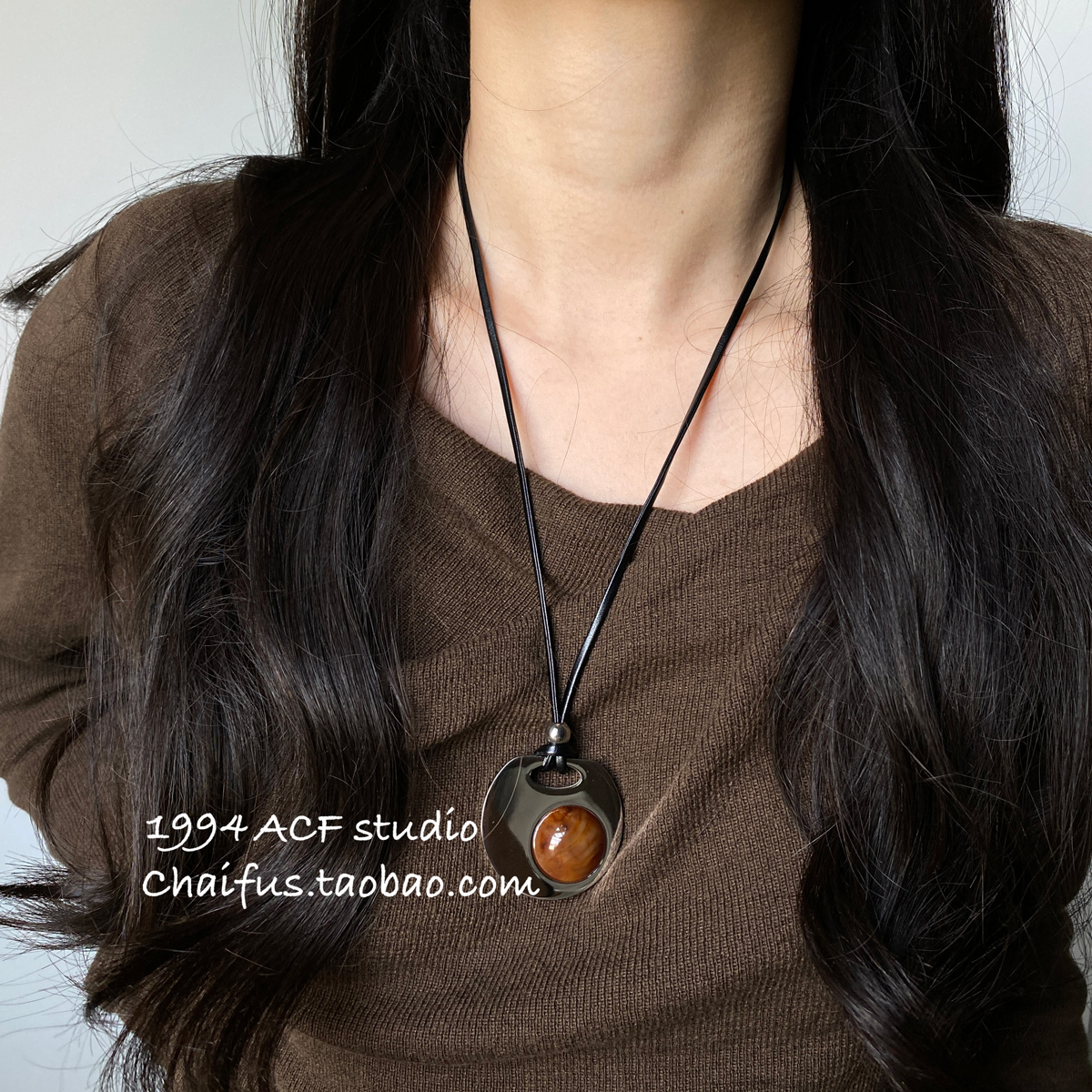 韩系辣妹风几何钛钢吊坠毛衣链