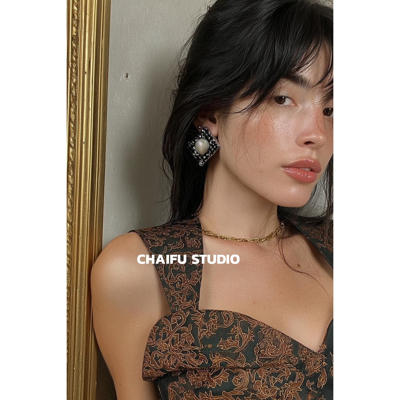 港风大气镶钻方形珍珠耳钉