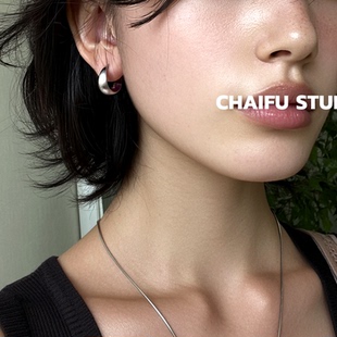 柴夫工作室 ins日韩简约百搭U形梅紫色精致耳环极简耳圈耳扣 E613