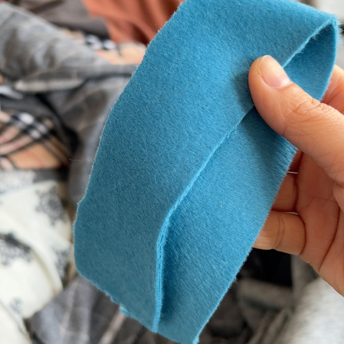 双层羊绒湖蓝1.5门幅150一米920克