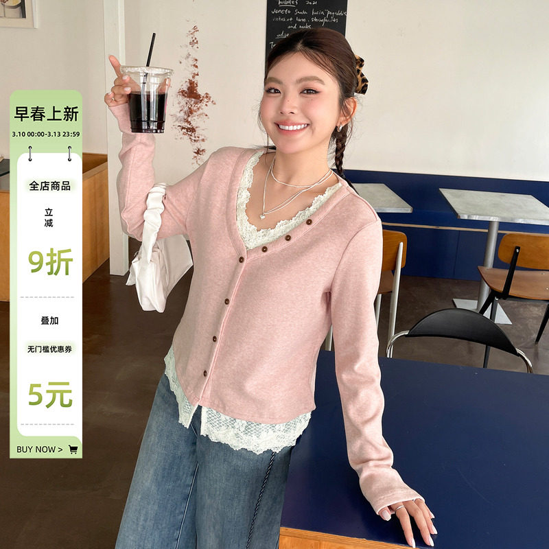 2026春季新款独特漂亮巨好看假两件蕾丝上衣女大码显瘦长袖针织衫