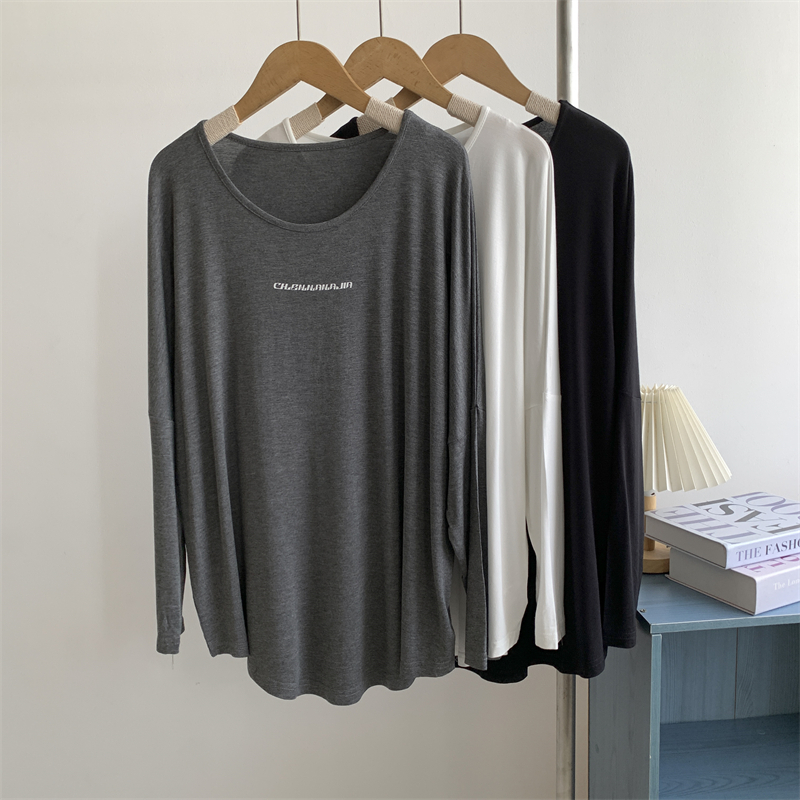 配鲨鱼裤莫代尔长袖圆弧字母中长款宽松T恤女现代舞练功服上衣女