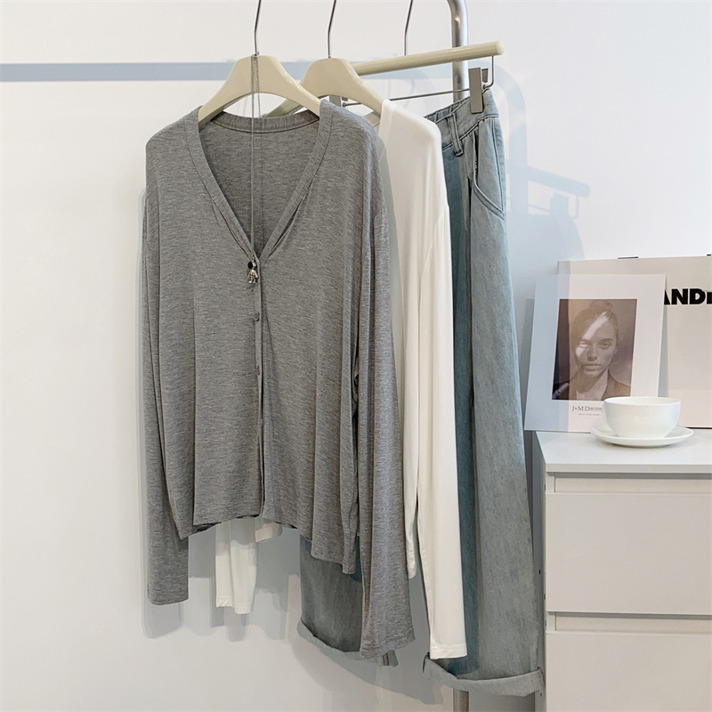 垂坠感莫代尔V领宽松大码长袖开衫上衣女初秋慵懒风舞蹈服练功服