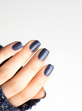 essie指甲油女雾霾蓝脚趾显白685牛仔蓝toned down蓝色免烤不可剥