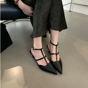 酒红女鞋 夏季 5CM大码 批发简约T字带尖头包头中低跟罗马高帮女凉鞋