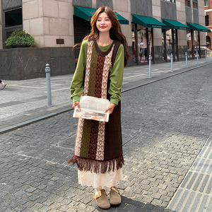 森系针织连衣裙女2025秋季新款慵懒松弛感罩衫叠穿减龄裙子两件套图片