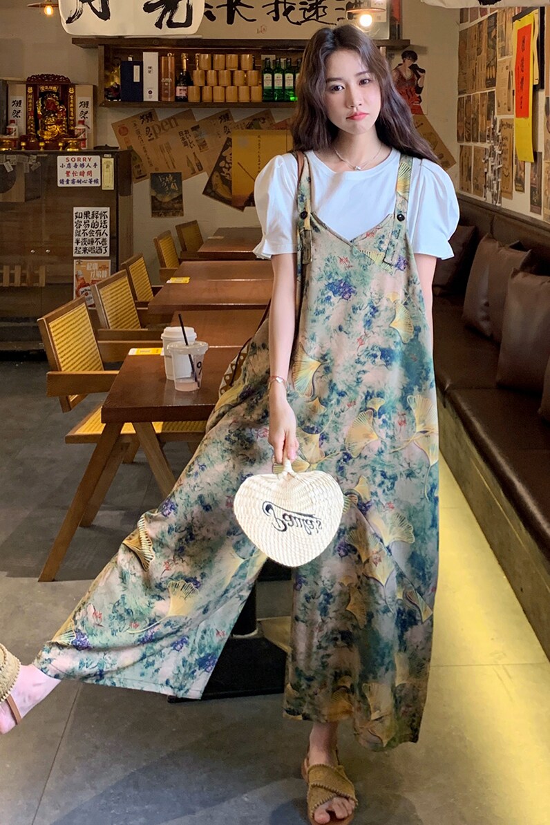 休闲T恤晕染印花背带裤套装女夏季超火巨好看ootd穿搭韩系两件套,女装套装/套裙,2C103